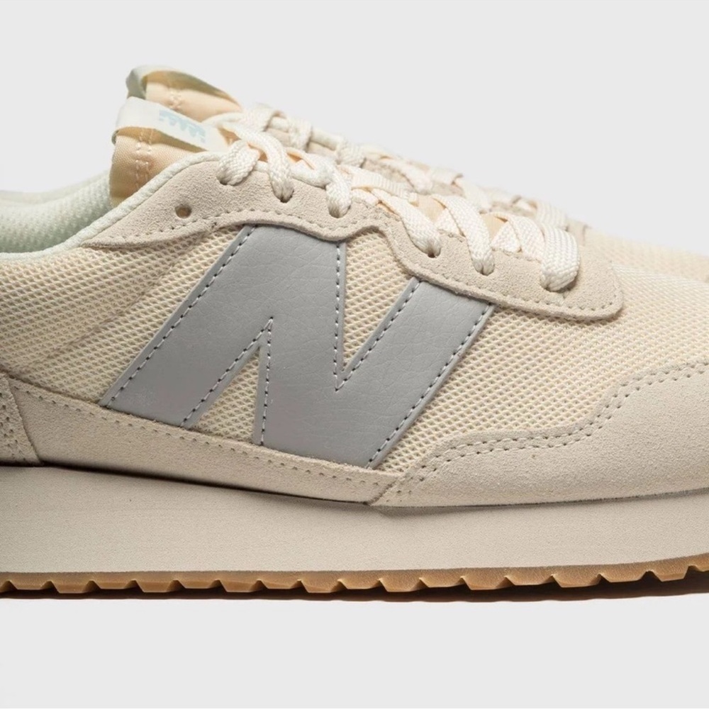 New Balance 237 Sneakers Shoes in Angora Light Mango Womens 8.5 - Picture 9 of 10